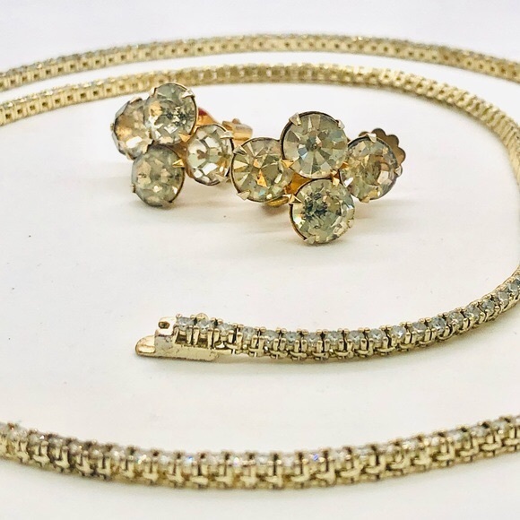 Vintage Rhinestone Necklace & Earrings - Picture 8 of 13